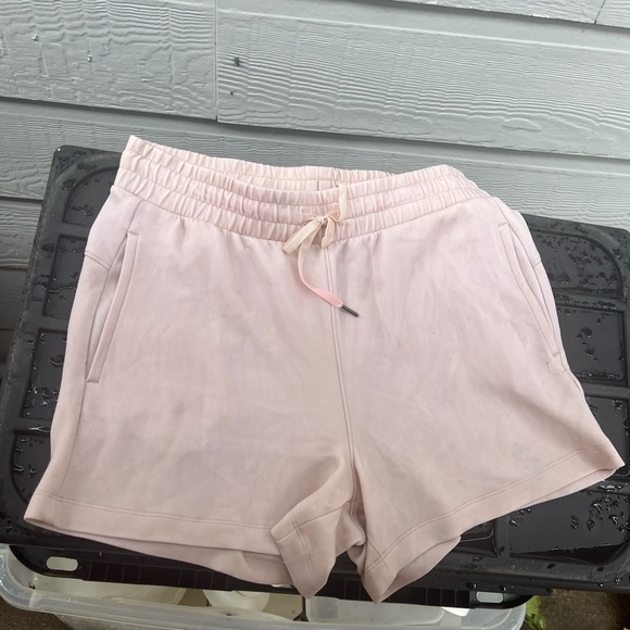 Women's beige Casual Shorts - Picture 1 of 2